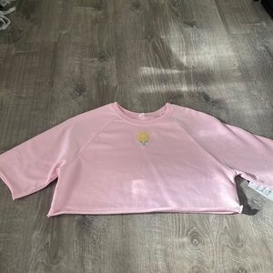 Crop top with flowers